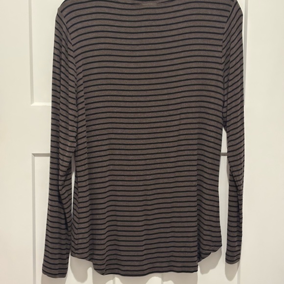 CAbi Black Heather Brown Striped Long Sleeve Simple Tee 4440 Size Medium VGUC - Picture 6 of 7